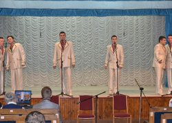 Чоловічий вокальний ансамбль «Краяни» (художній керівник Олександр Бердніков)
